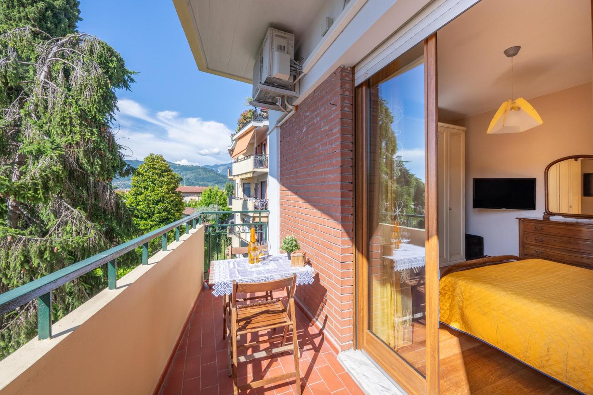 شقة New Luxury 2Bdr Terrace, Views, Ac مارينا دي كارّارا المظهر الخارجي الصورة